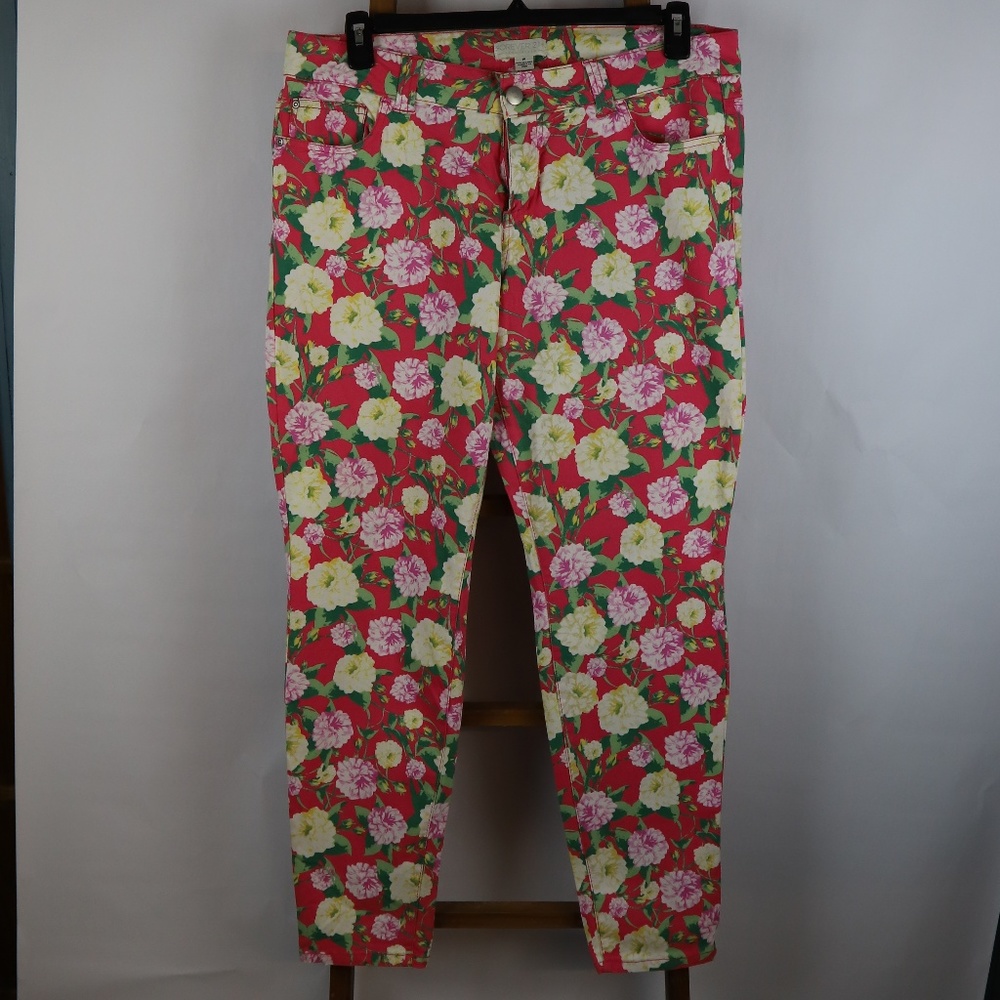 Pink Floral Pattern Skinny Jeans